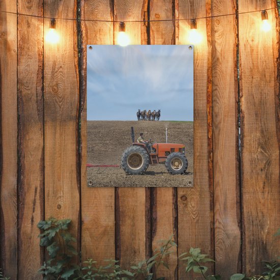 Tableau jardin Fermier avec tracteur et chevaux - 60x80 cm - Affiche jardin - Toile jardin - Affiche extérieur