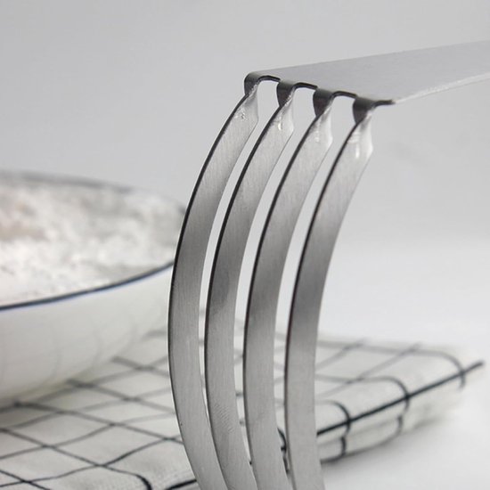 Koekmixer - Deegsnijder Deegpers - Bakken Ingrediënten Mengen - Stevig Gelast Handvat - 13 x 12 cm - Zilver — afbeelding 3