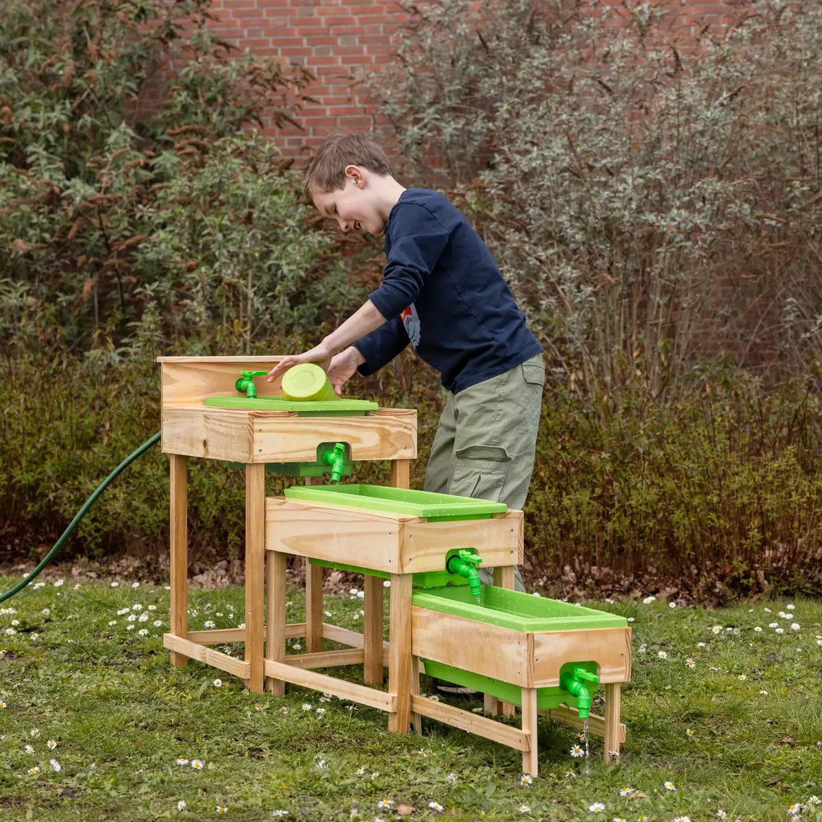 Kids in the garden Houten watertafel set - Educatief speelgoed met kraan voor binnen & buiten — afbeelding 4