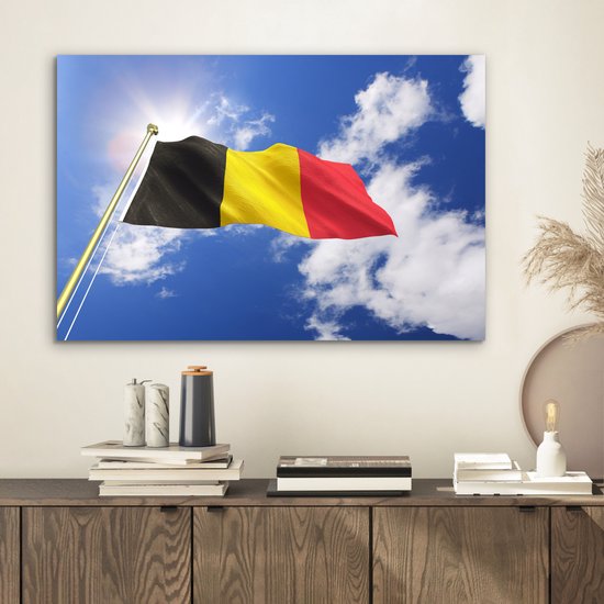 Le drapeau de la Belgique flotte dans les airs Aluminium 60x40 cm - Tirage photo sur Aluminium (décoration murale en métal)