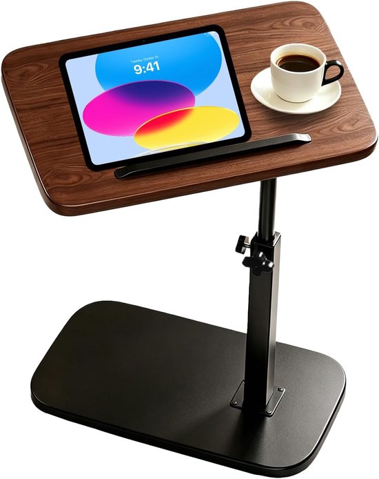 Bijzettafel met walnoothouten blad, zwart metalen frame en voet. Tablet met kleurrijk scherm erop.