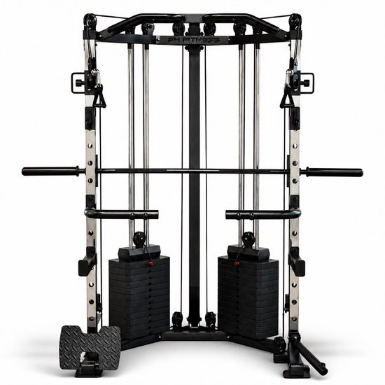 Zwart-zilveren fitnessapparaat met twee gewichtsstapels, halterstang, pull-up bar en dip handgrepen.