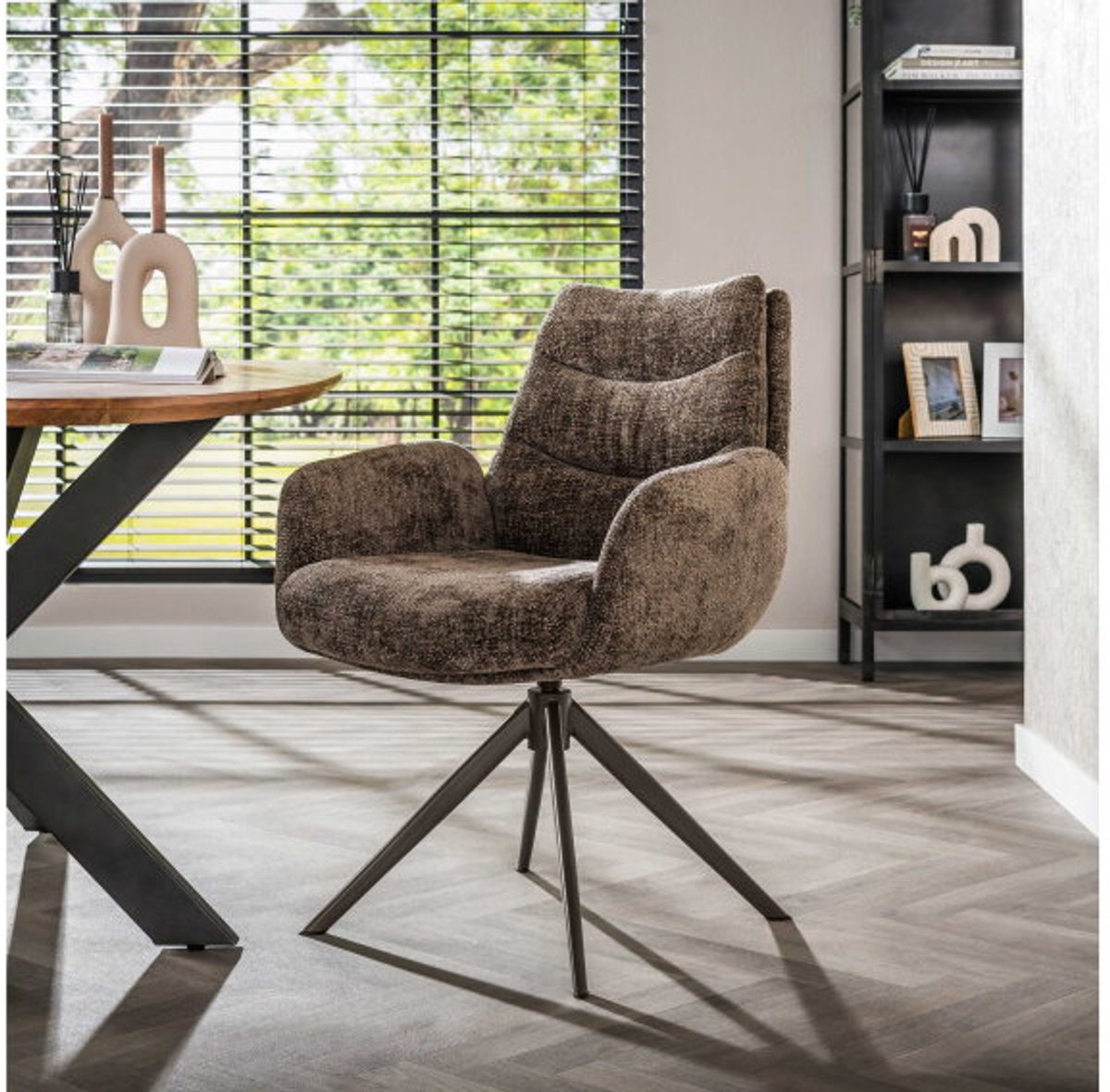 Eetkamerstoel Lounge draaibaar 360° - Hoven taupe - frame bruin - eetkamerstoelen set van 2