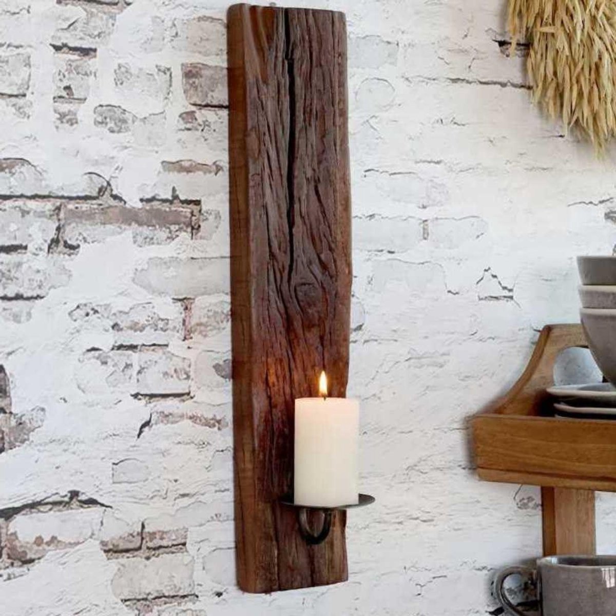 Wandkandelaar hout - Kaarsenhouder muur - Sfeer creëren - Gemaakt van gerecycled hout - 43 cm hoog - Bruin