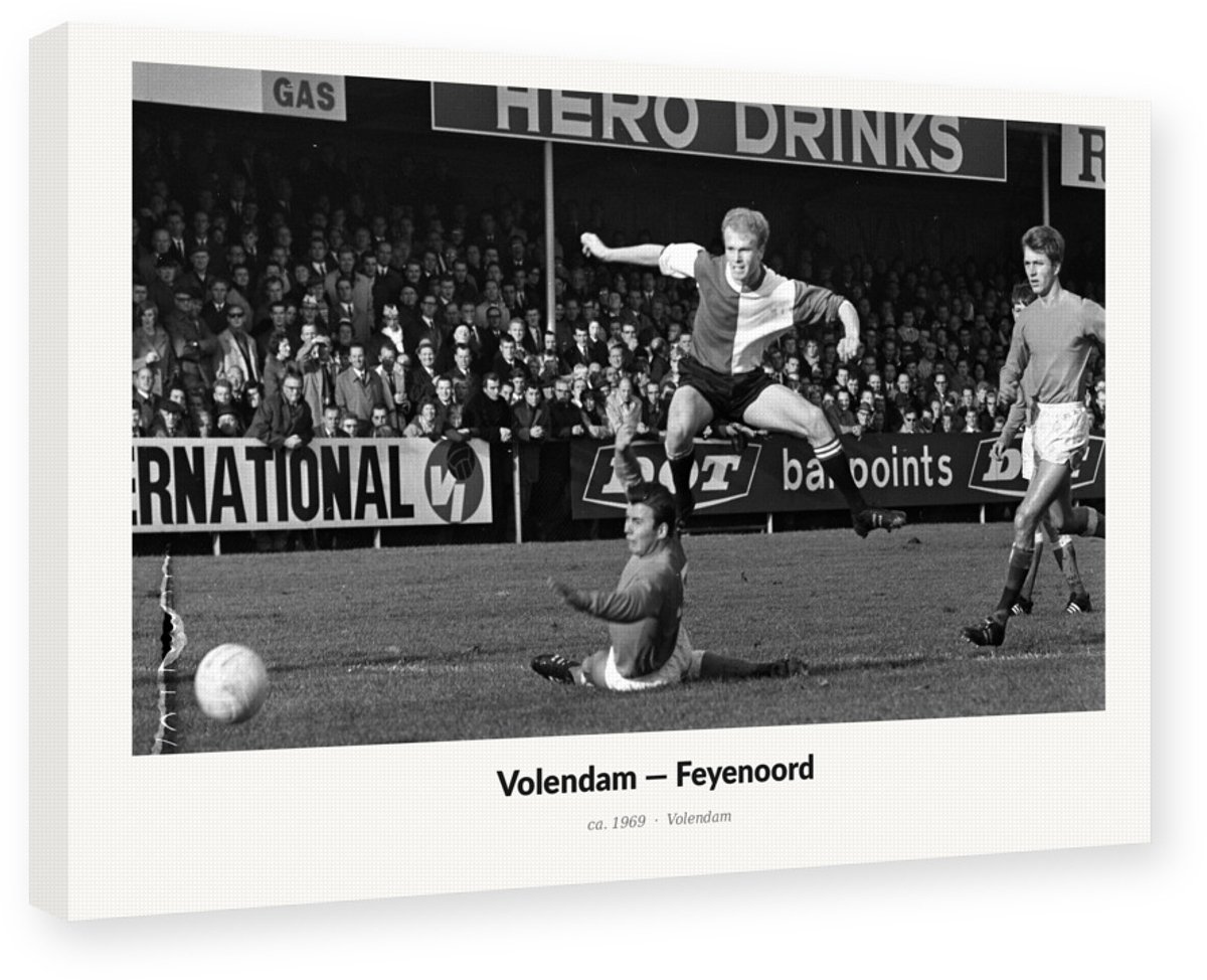 Volendam Feyenoord 1969 Voetbal Schilderij 45x30 cm - Canvas op Frame Wanddecoratie - Geels Jonk Duel Kunstdruk