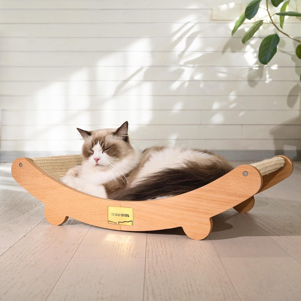 CheerPals Sisal Cat Scratching Board - 160° Curved Design, Solid Beech Wood and Natural Sisal Pad, Cat Scratching Mat, Extra Large 60 x 35 x 15 cm Scratching Furniture for All Cats