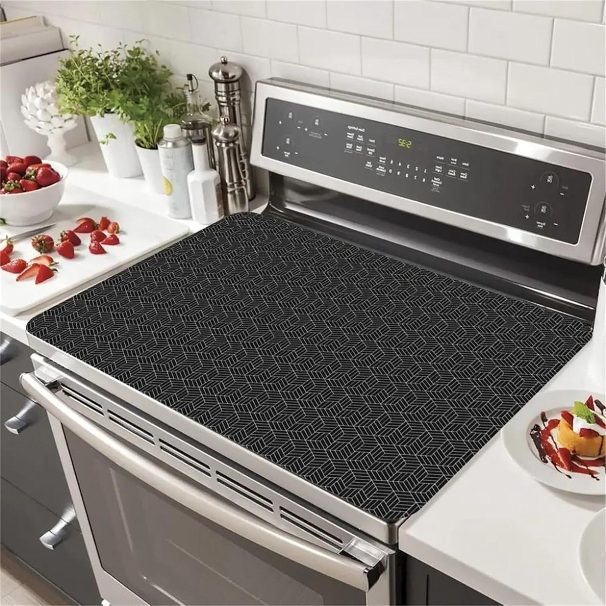 Beschermmat Inductie - Kookplaatmat Siliconen - Kookplaat Beschermen - Hittebestendig Antislip - 52 x 78 cm - Zwart