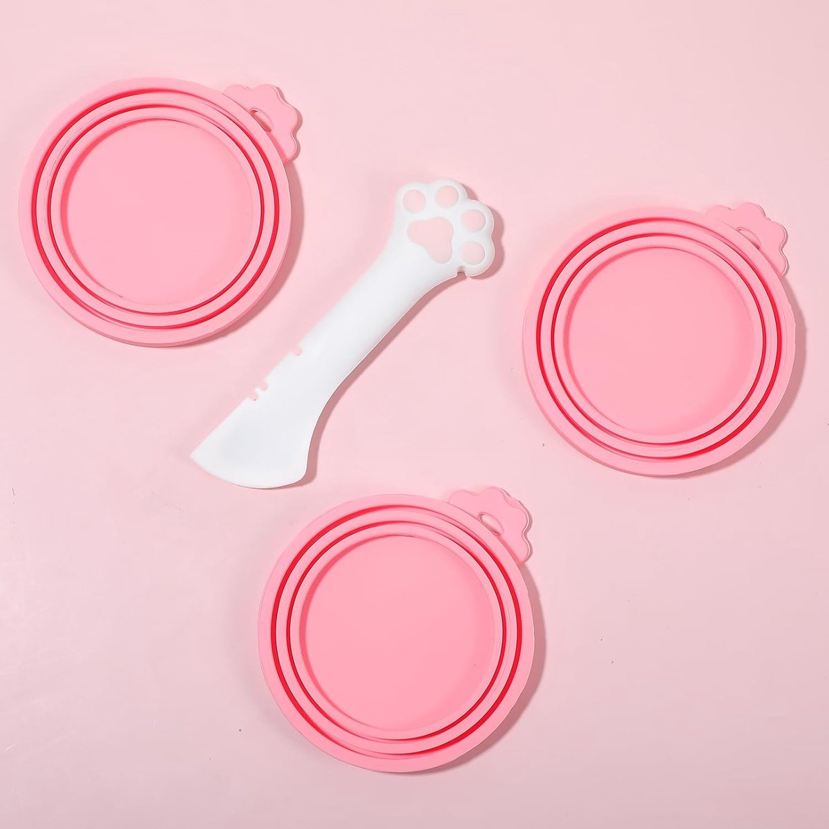 JeiibrZui KattenAccessoires Set - 3 Maten + Lepel - 4 Delig - Roze/Wit - Siliconen Deksels Voor Natvoer Blikjes
