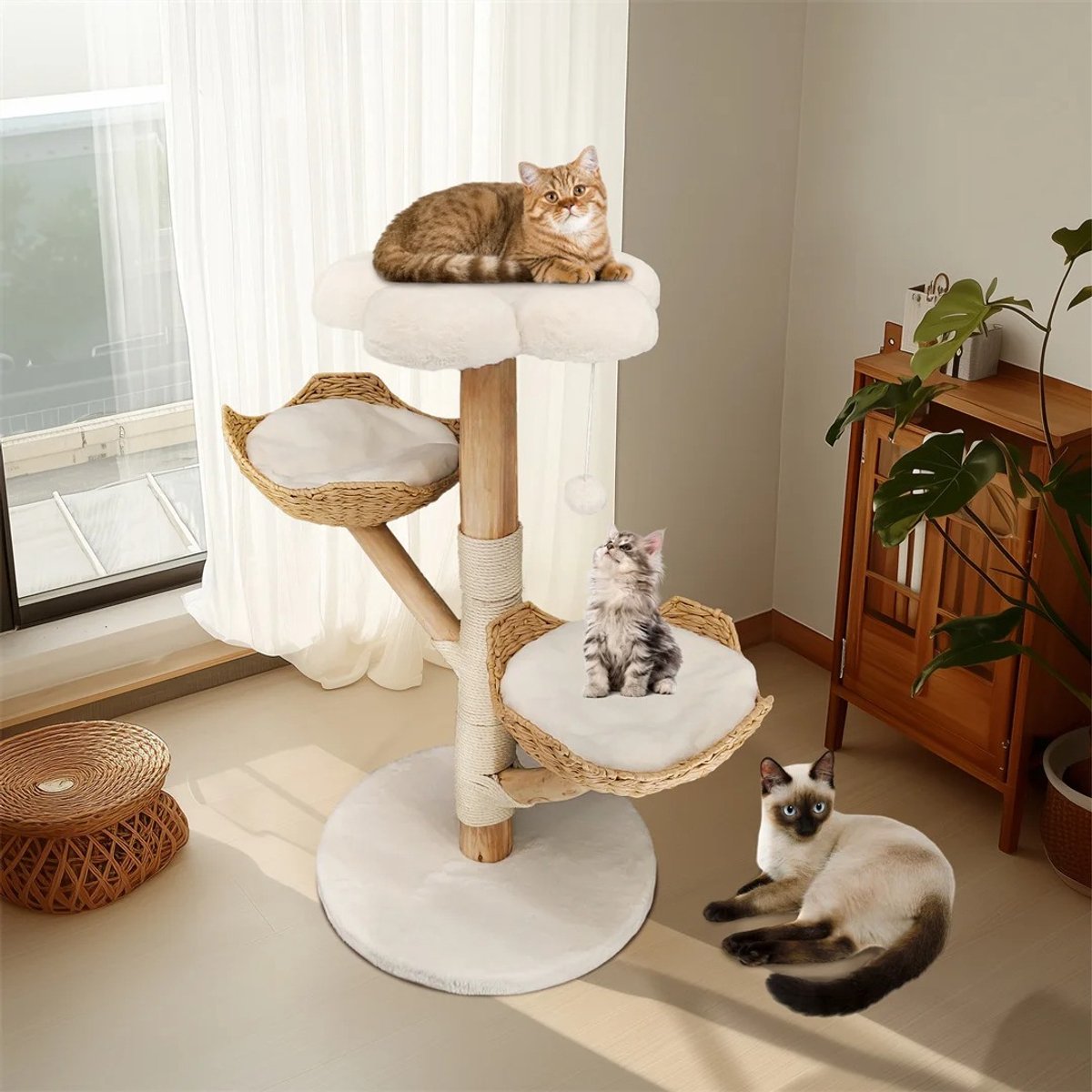 uJOY Krabpaal - Comfortabele ligmand bovenin - Natuurlijke boomlook - 3-laags katten activity center - Hangend speelballetje