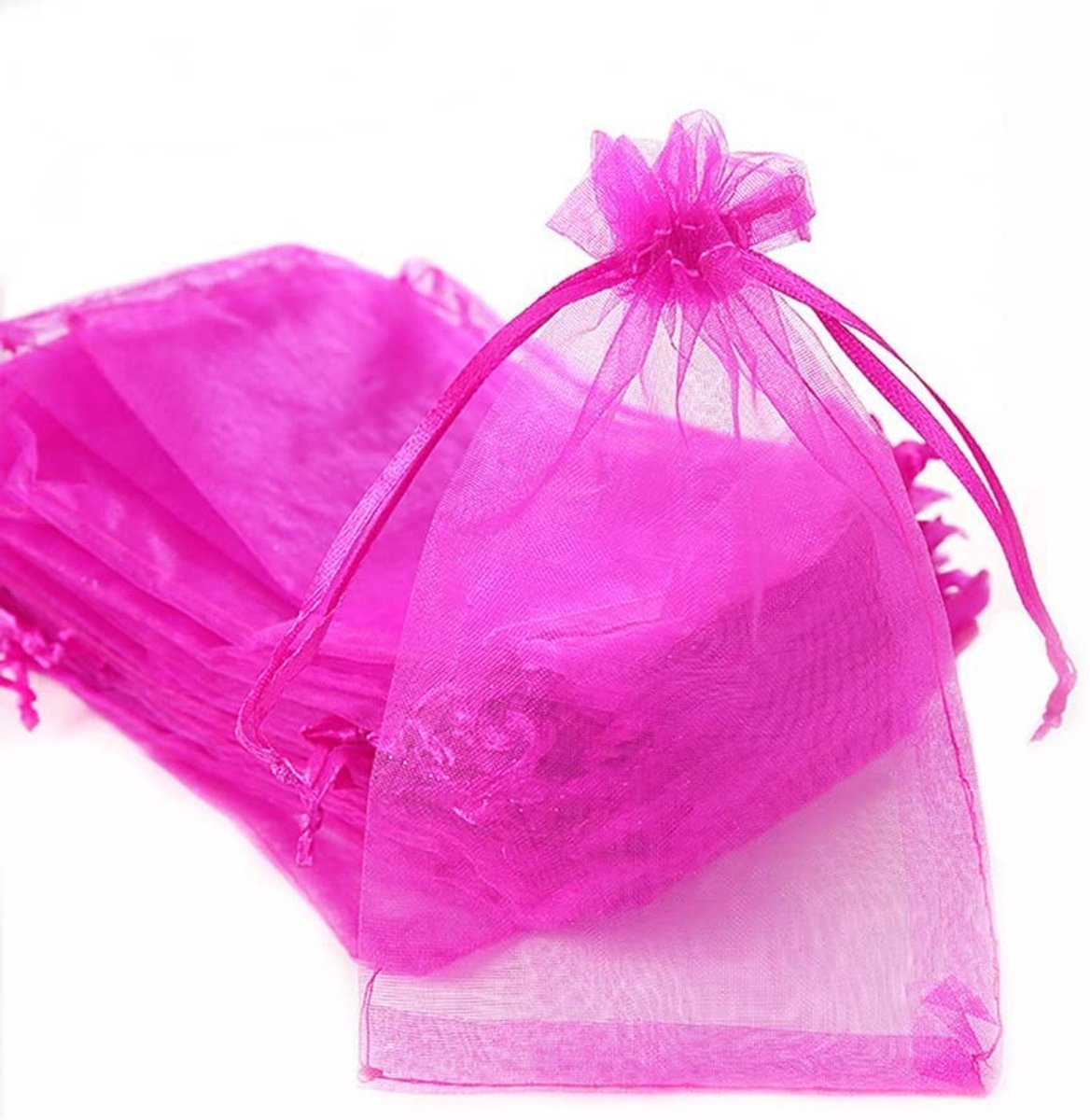 Dailygoods - Dailygoody - Organza zakjes - Snoepzakjes - 100 stuks - Roze - Bruiloft - Cadeauzakjes - Festival - Sieraden