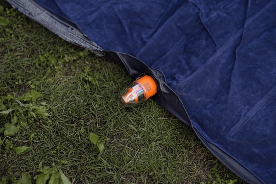 FLEXTAIL MAX PUMP 3 - Hoge snelheid 2-in-1 oplaadbare luchtpomp en zaklamp lichtgewicht kleur WIT met Hardcase. van Merkloos — afbeelding 3