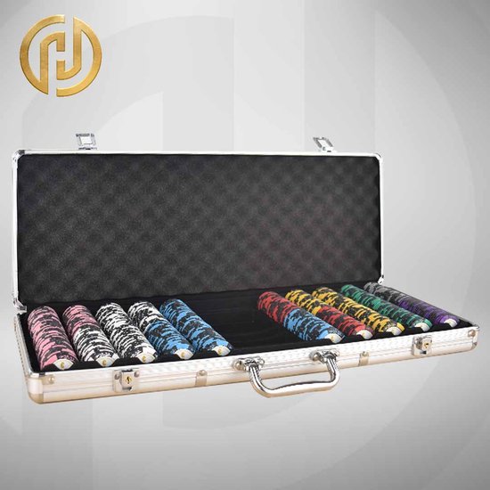 Pokerkoffer mit 300 Chips (Gebraucht) in Reichenburg für CHF 5 – nur Abholung auf kaufen