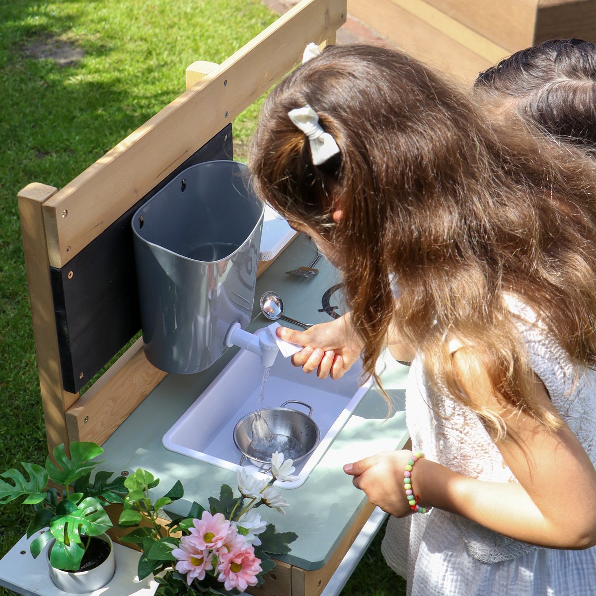 AXI Puck Zand & Water Speelkeuken Bruin/groen - Incl. 6-delige accessoire set - Modder Keuken — afbeelding 11