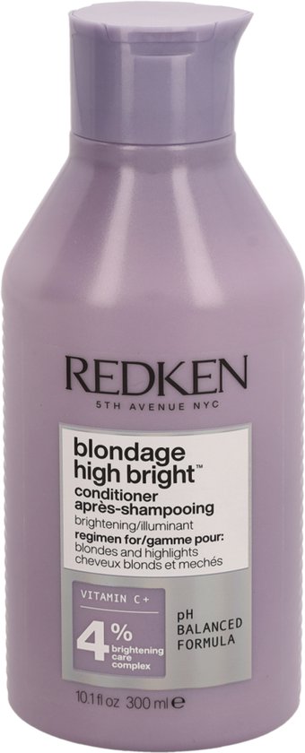 Flacon violet de 300 ml de Redken Blondage High Bright Conditioner, avec 4% de complexe éclaircissant C+.