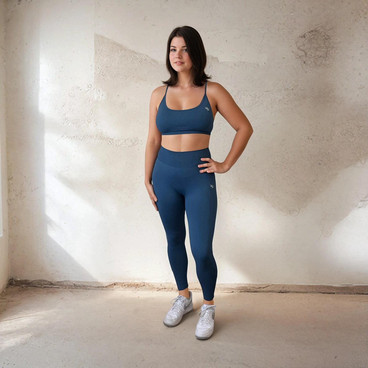 YV SPORT Sportlegging dames Verona - Seamless - Premium kwaliteit - Squat-proof - Lichte scrunch bij de billen - Perfect fit - Stevige tailleband - Optimale bewegingsvrijheid - Ademend en comfortabel - Sportkleding dames - Blauw - XL