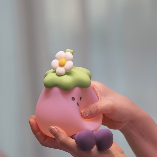 Kinder Nachtlampje - Aubergine - Timer - Veilig voor Kinderen - Nachtlampje Baby - Zacht Siliconen - Dimbaar - Telefoonhouder - Draadloos - Babykamer Verlichting - USB Oplaadbaar - LED - Slaaphulp - Duurzaam - Bedlampje - Kindvriendelijk - Fruit van kinder — afbeelding 5