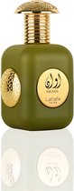 Flacon de parfum Lattafa AWAAN PRIDE vert de 100ml avec bouchon doré et décoration circulaire dorée, présenté avec reflet.