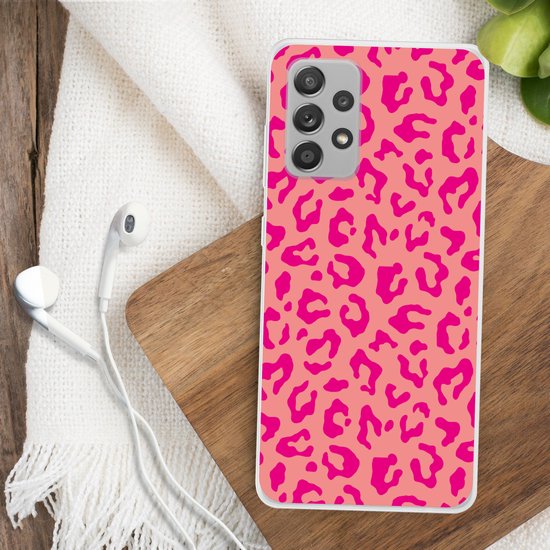 Telefoonhoesje Geschikt voor Samsung Galaxy A53 hoesje - Panterprint - Roze - Dierenprint - Minimalistisch - Siliconen Telefoonhoesje Telefoonhoesje