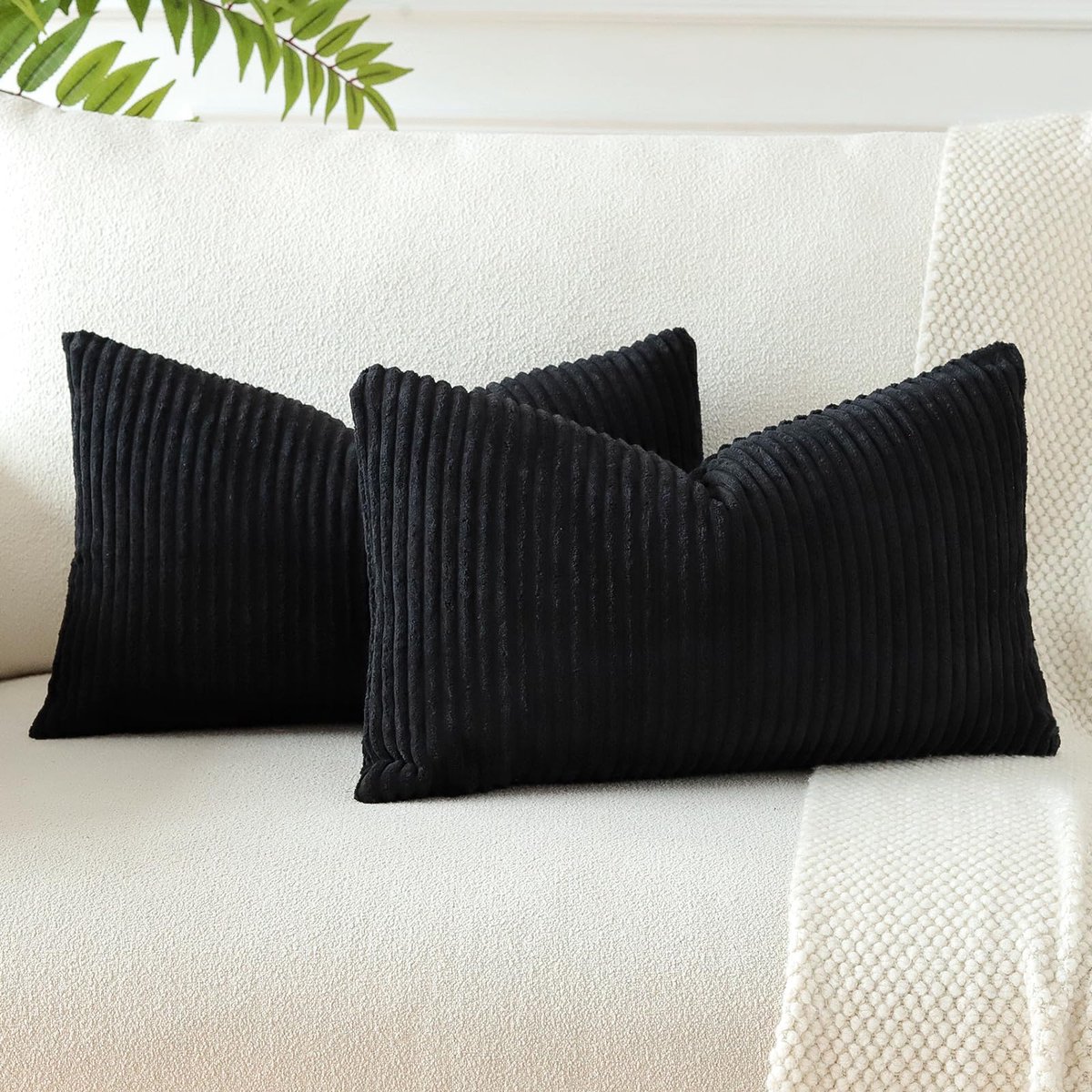 Boraboi Stijlvolle Set van 2 Zachte Corduroy Kussenslopen voor Woonkamer en Bank 30 x 50 cm Zwart