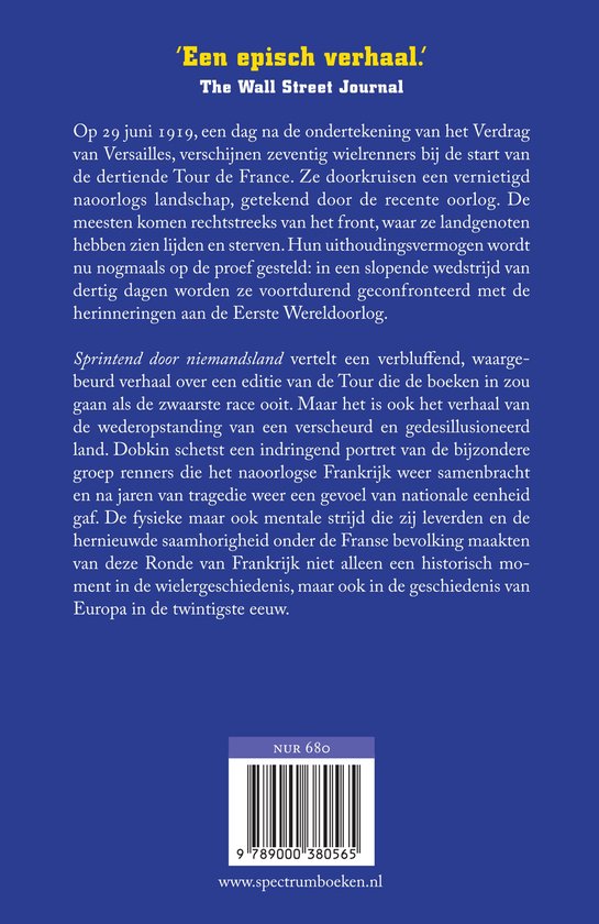Achterkant van een boek met citaten, tekst en een barcode.