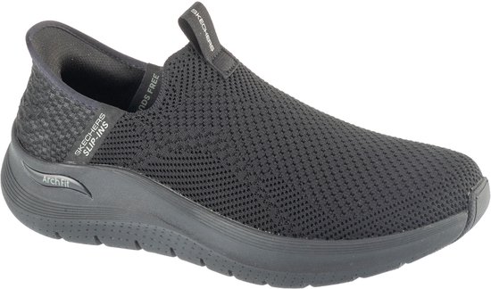 Chaussure de sport noire Skechers Slip-ins avec empeigne en maille et semelle noire avec logo 'Arch Fit'.