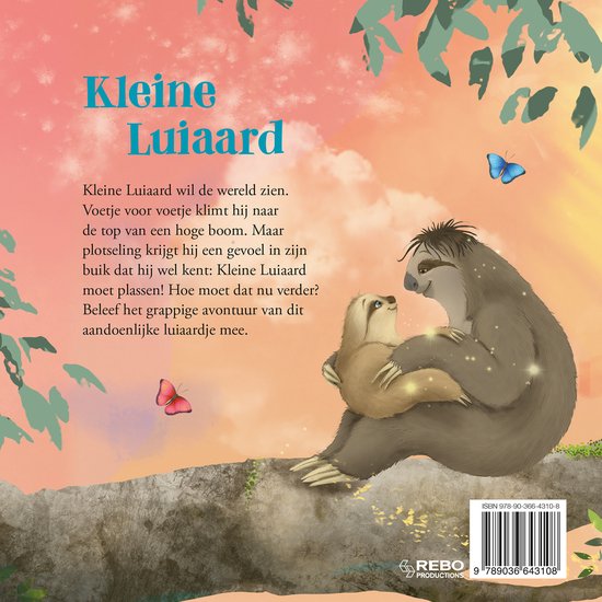 Een moederluiaard en een babyluiaard zitten op een rots met een papegaai in de lucht.