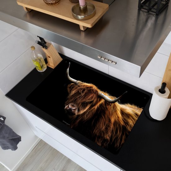 KitchenYeah® Protection plaque induction 85x55 cm - Highlander écossais - Marron - Noir - Protege plaque de cuisson - Couvre plaque induction - Protecteur d'induction - Cuisine
