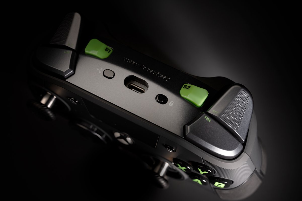 Xbox Nacon Revolution X Unlimited Controller - Series X thumbnail 6