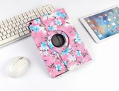 P.C.K. Boekhoesje/Bookcover/Case draaibaar hoesje roze met blauwe bloemen print geschikt voor Apple iPad 10.2 (2019) MET PEN EN GLASFOLIE