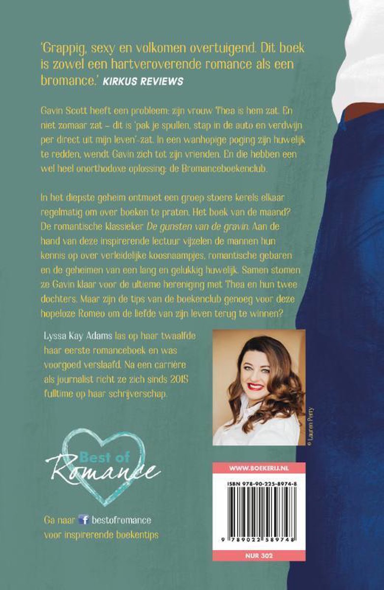 Achterkant van het boek De Bromance Boekenclub. Bevat recensies, een beschrijving en een foto van Lyssa Kay Adams.