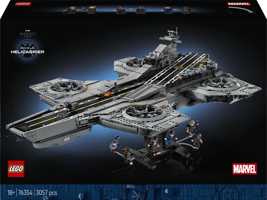 Doos van de LEGO Helicarrier Marvel met de grijze Helicarrier, minifiguren en de S.H.I.E.L.D. logo.