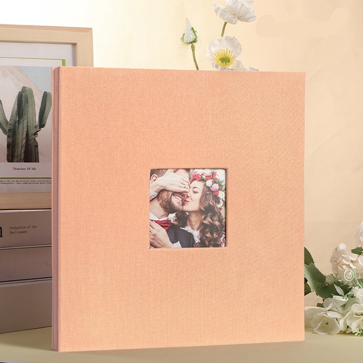 Oranje zelfklevend fotoalbum — Linnen kaft — Hoogwaardig herinneringsalbum — Zelfklevend/met beschermfolie (doe-het-zelf) — Perfect voor het bewaren van dierbare herinneringen aan familie, bruiloften, reizen en baby's — (260 x 280 mm)