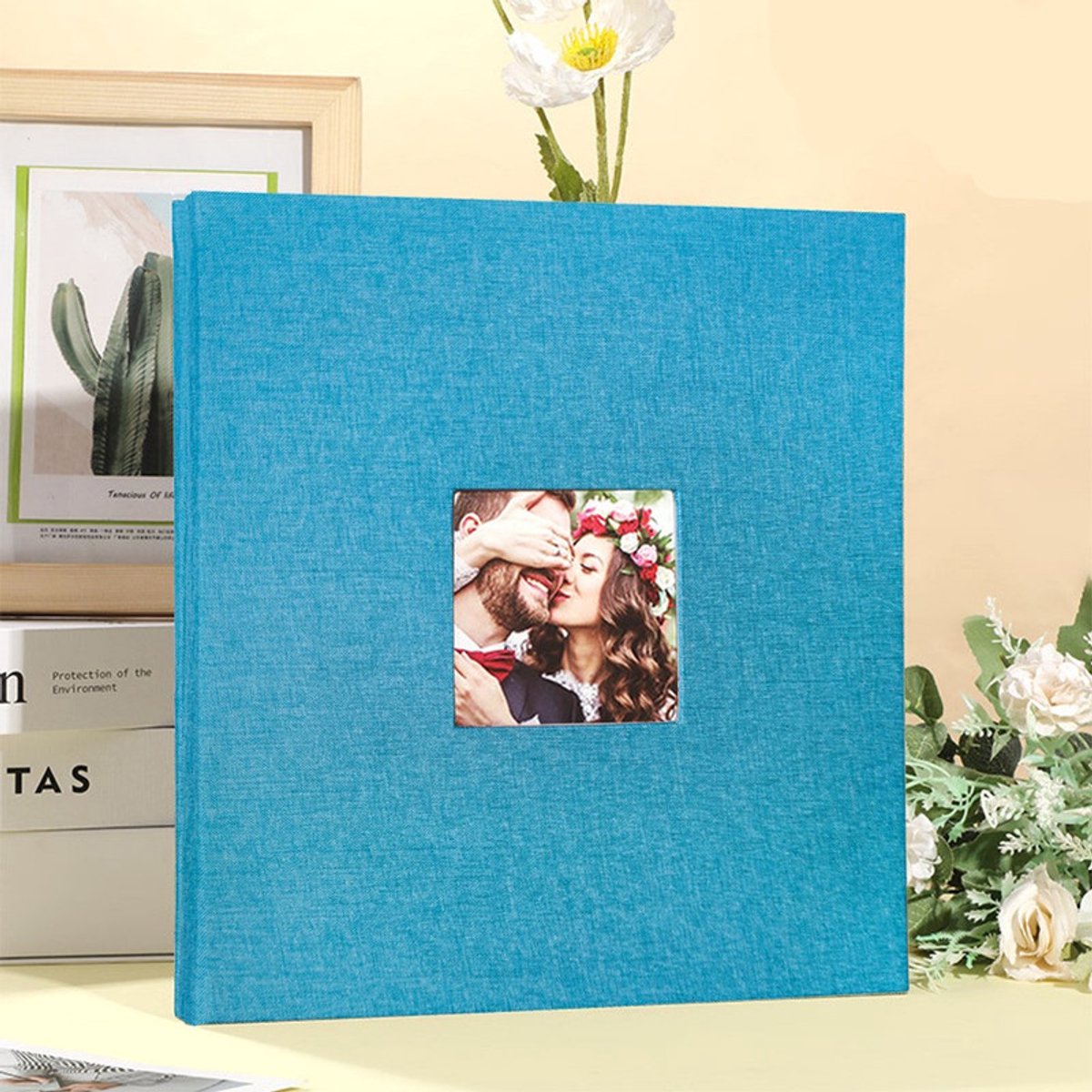 Hemelsblauw zelfklevend fotoalbum — Linnen kaft — Hoogwaardig herinneringsalbum — Zelfklevend/met beschermfolie (doe-het-zelf) — Perfect voor het bewaren van dierbare herinneringen aan familie, bruiloften, reizen en baby's — (260 x 280 mm)