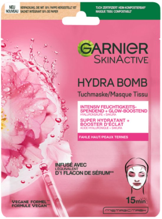 Garnier Hydra Bomb Tuchmaske met sakura extract. Verpakking met roze bloemen en druppels. "Super hydraterend + booster d'éclat"