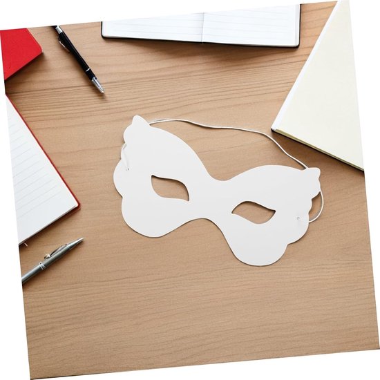 40 Stuks Delige Witte Papieren Kindermaskers Half Gezicht met Elastische Band Lichtgewicht Veilig voor DIY Schilderen Kunstprojecten Bij Carnaval Halloween Schoolfeesten — afbeelding 4