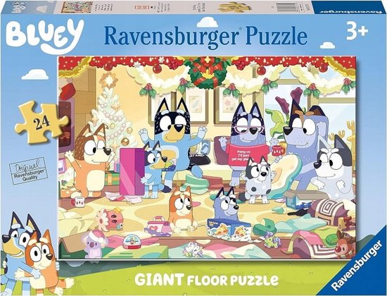 Ravensburger Bluey 24-delige vloerpuzzel met kersttafereel en de tekst 'Hang on I'll just get my glasses'.