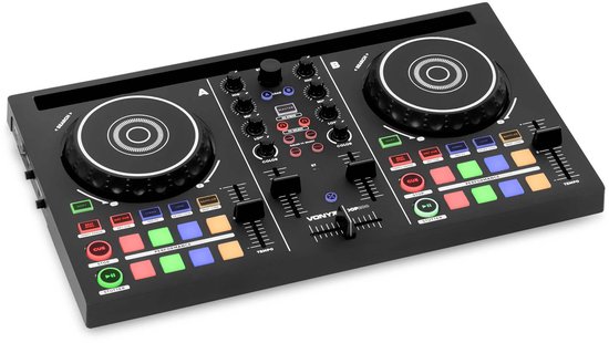 Zwarte DJ controller met twee grote jogwheels, tientallen gekleurde performance pads, knoppen en schuifregelaars.