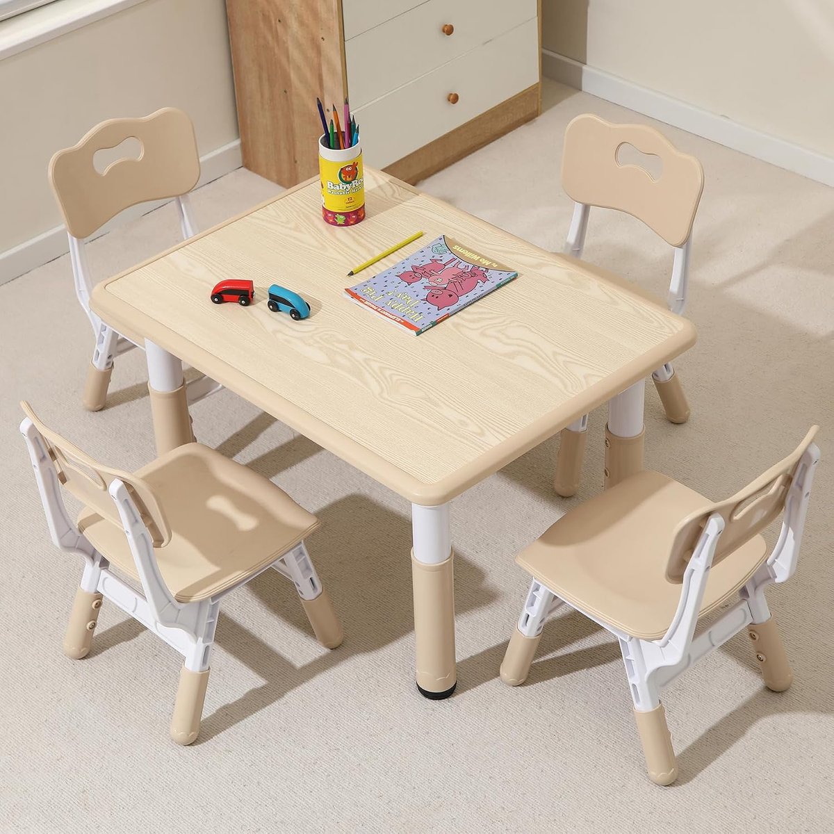 Peutertafel en stoelen, kindertafel en 4 stoelen set met graffiti desktop, in hoogte verstelbare kinderstudietafel voor jongens en meisjes van 3-8 jaar, max. 300 lbs