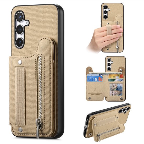 Beige telefoonhoesje met ritsvak en kaarthouder, getoond in verschillende hoeken en met een hand.