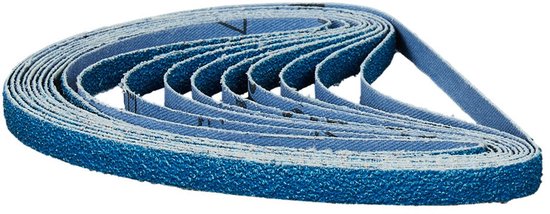 Opgerolde blauwe schuurband van 9 x 533 mm, geschikt voor metaalschuurwerk.