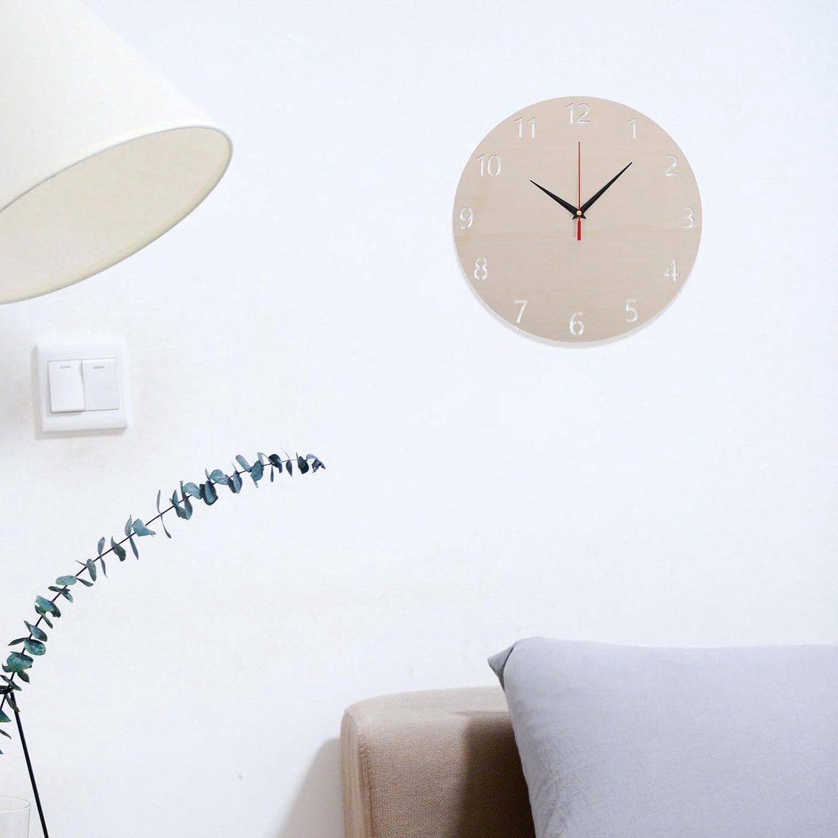 30 cm grote ronde houten klokplaten in set van 2 met cijfers en wijzers om zelf vorm te geven, geschikt voor creatieve knutselactiviteiten in de klaslokaal