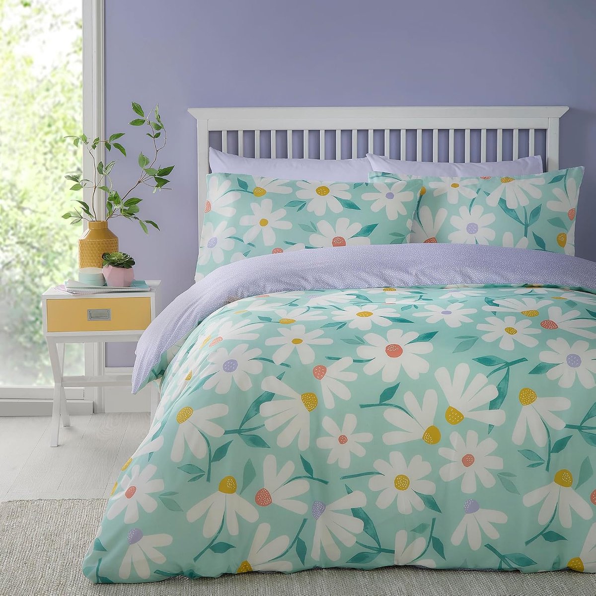 - Dekbedovertrek met madeliefjes - Tweepersoons beddengoed (200 x 200 cm) - Omkeerbare ontwerpen (Paarse Polka) - 2 kussenslopen - Beddengoed voor meisjes met madeliefjes - Bloemen