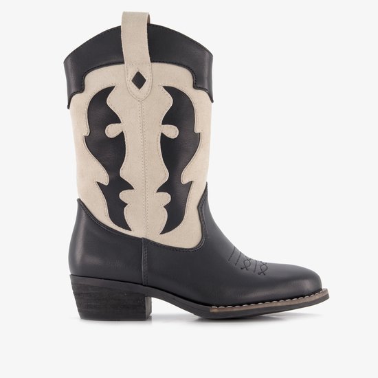 Rechterzijaanzicht van de zwart-beige cowboylaars met decoratieve stiksels op de neus.