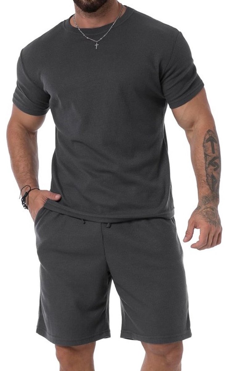 Luchtige 2-delige Zomeroutfit voor Heren: Kortemouw Shirt en Shorts