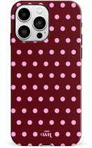 xoxo Wildhearts Polka Dots (Burgundy) - Double Layer - Hoesje geschikt voor iPhone 14 Pro Max hoesje - Hard case met stippen patroon - Beschermhoes - Shockproof case - Stippatroon - Burgundy / Bordeauxrood