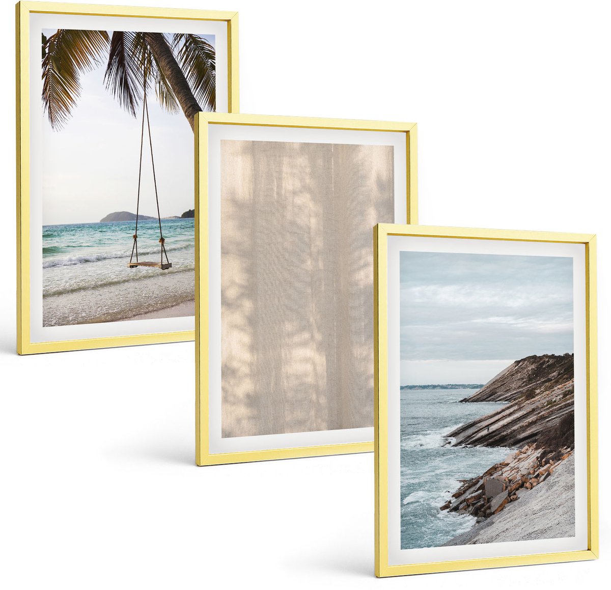 Coloray 3-Delige Schilderij Set - Zomers Zand En Uitzicht Op Zee Zomerse Landschappen - 40 x 40 cm En 40 x 60 cm - Decoratieve Muurdecoratie - Slaapkamer - Interieur Decoratie