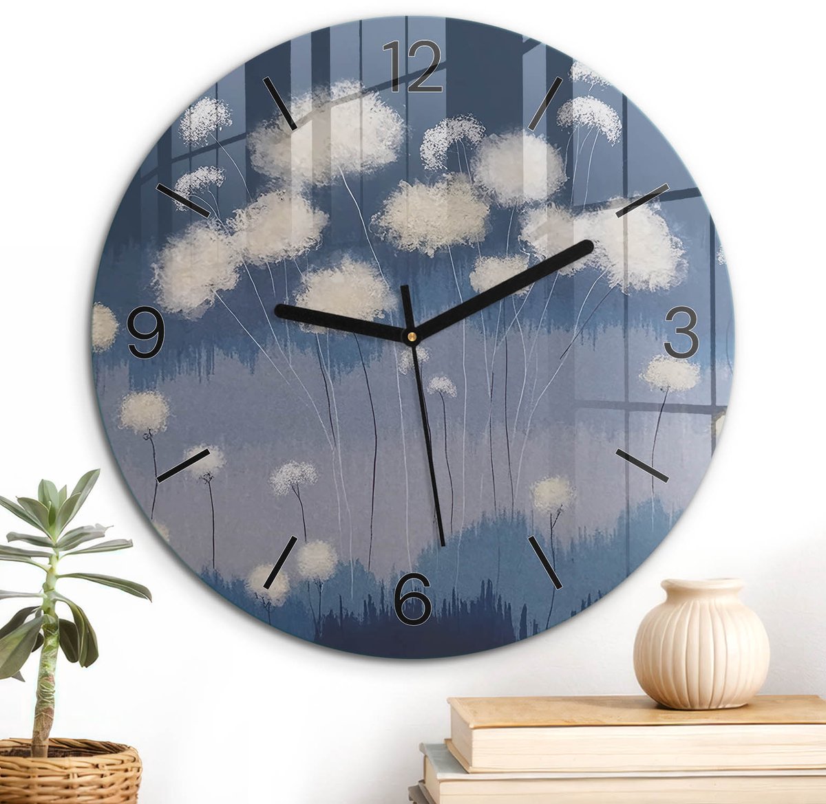 ArtPrintCave Blauw Glazen Klok - Wandklok 30 cm - Muurklok Rond - Nachtpaardenbloemen Wandklok Keuken - Natuur Unieke Klok - Zwarte Klokwijzers