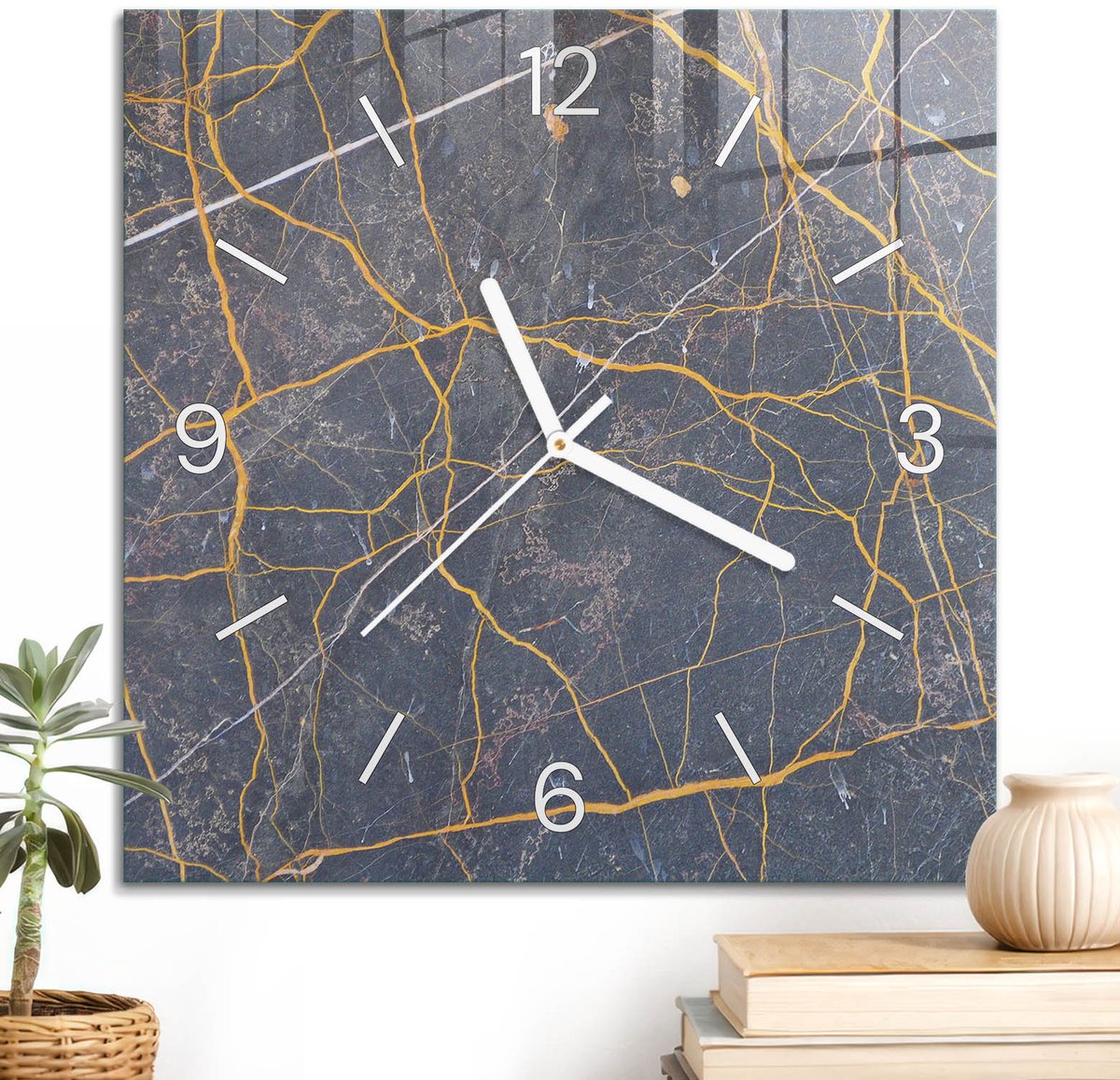 ArtPrintCave Grijs Glazen Klok - 30x30 cm - Wandklok Vierkant - Abstracte Elegantie Unieke Klok - Texturen Stille Wandklok - Witte Klokwijzers