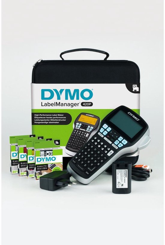 DYMO LabelManager 420P set met labelmaker, vier D1-tape cassettes, oplaadbare batterij, adapter en draagtas.