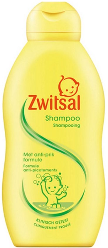 Gele fles Zwitsal babyshampoo met anti-prik formule en afbeelding van een baby in bad.